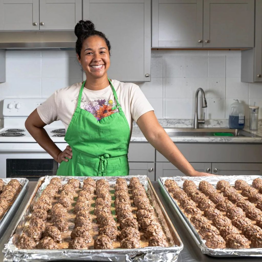 293408766_369626081923186_7483998793904910734_n