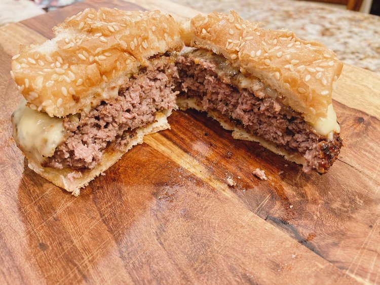 550+Wagyu,+Indiana+-+burger